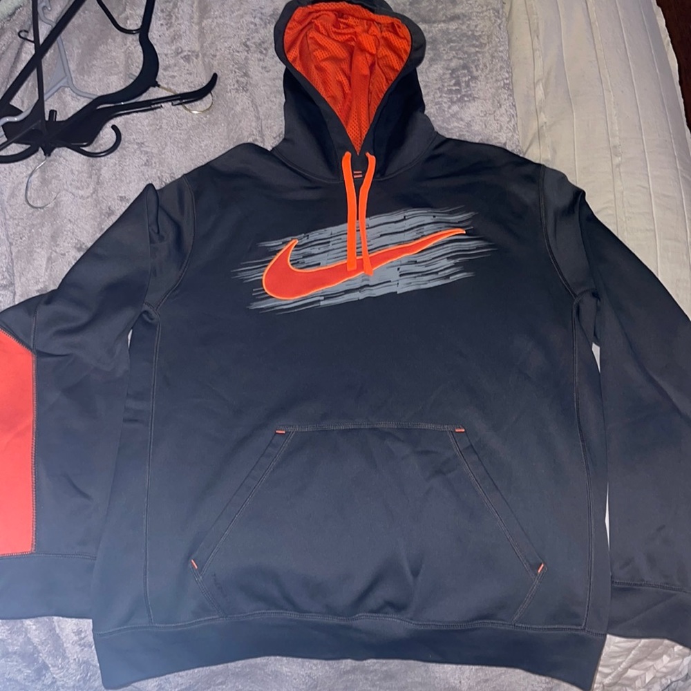 NEVER WORN Nike Hoodie